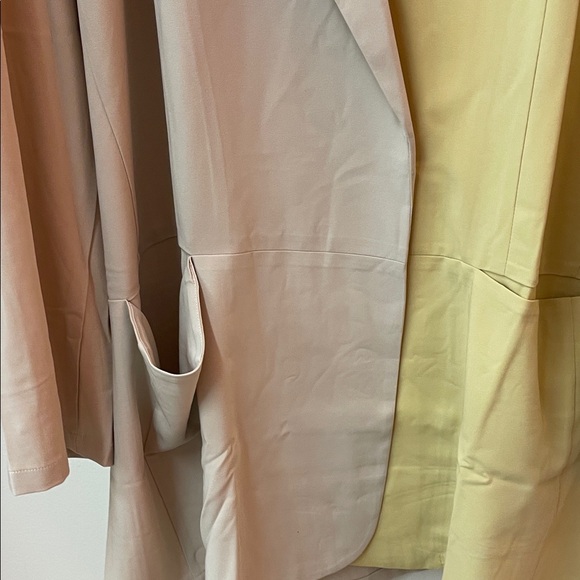 DAVI & DANI Two-Tone Beige and Yellow Blazer - Picture 6 of 10